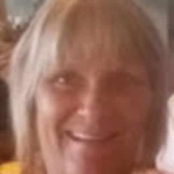 Meet your Posher, Tracey - Picture 1 of 1